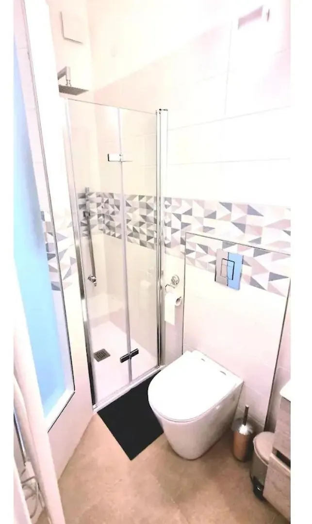 Dream Apartments Stanza 2 In Appartamento Condiviso Con Bagno Privato In Camera Milan 0*,